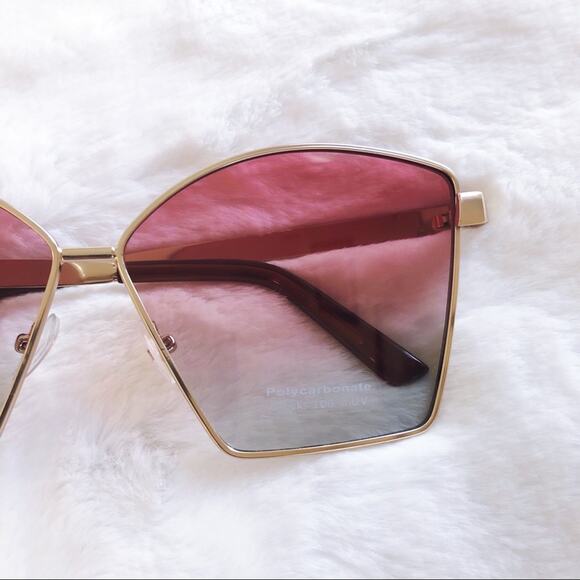 Aubrey Dark Pink Gradient Oversized Sunglasses - Picture 3 of 9